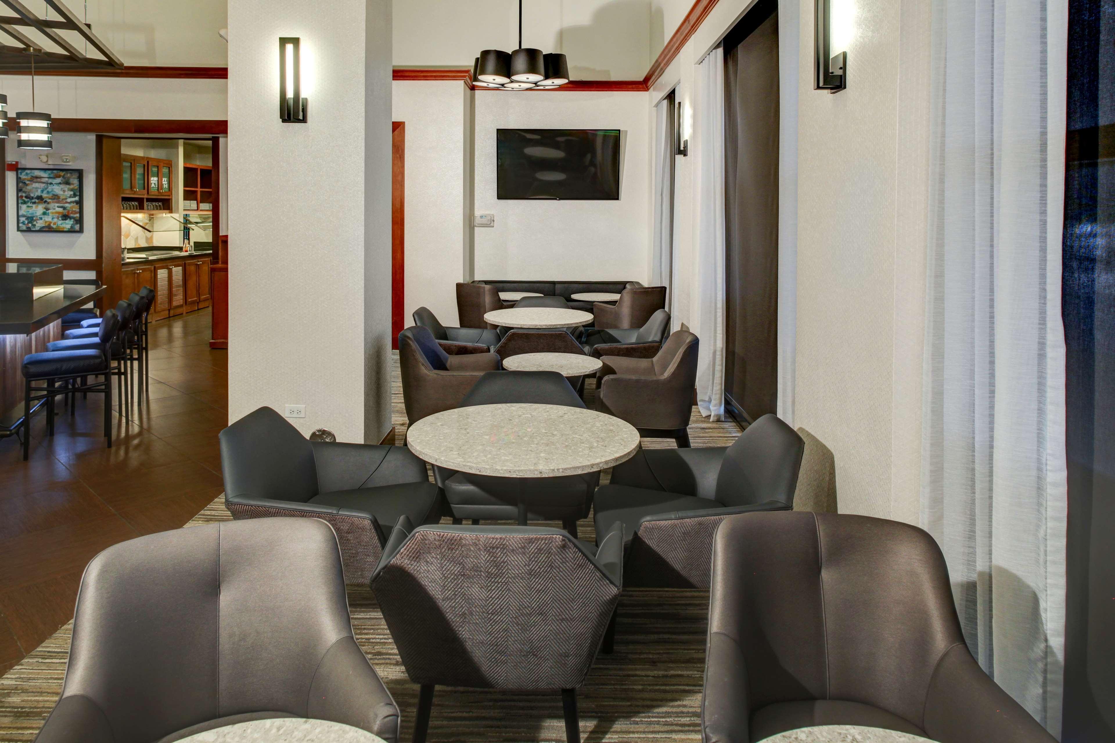 Hyatt Place Albuquerque Airport Buitenkant foto